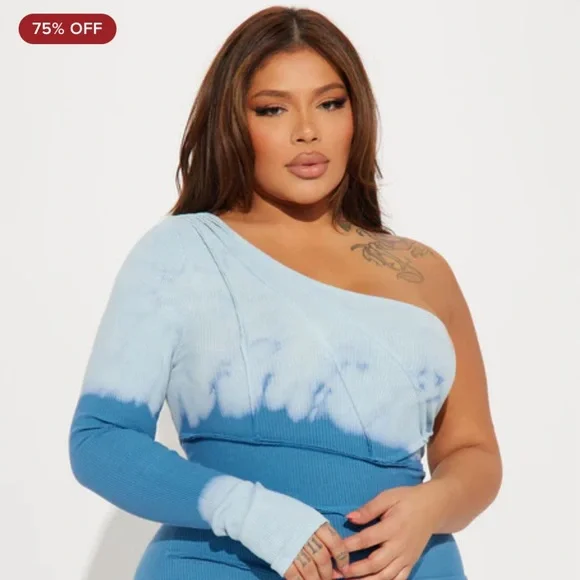 Caught In A Tie Dye Off-Shoulder Midi Dress - Blue/White - Picture 7 of 16